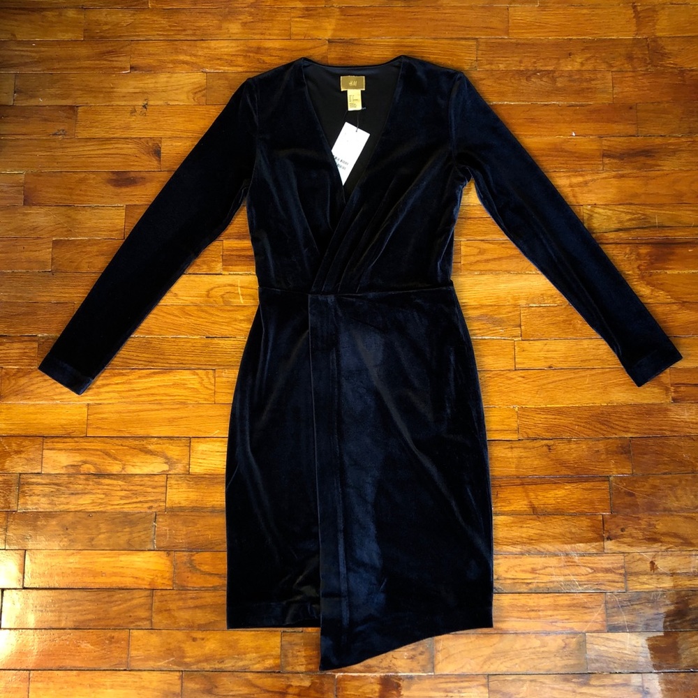 H&M Gold Label All Black Long-Sleeves Soft Suede